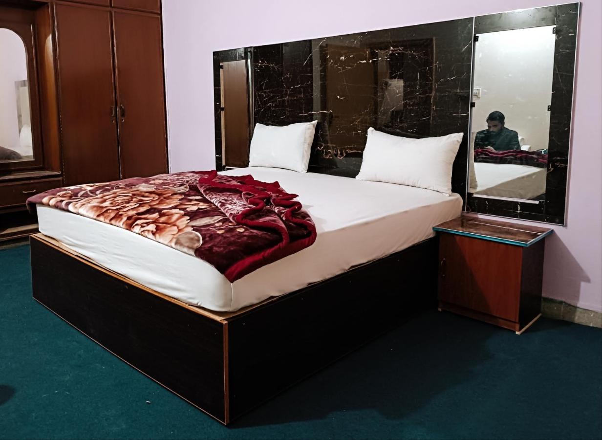 Hotel Moon Light View Лахор Екстериор снимка